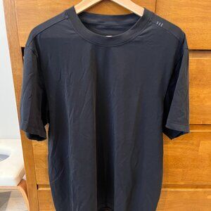 Lululemon Zeroed in T